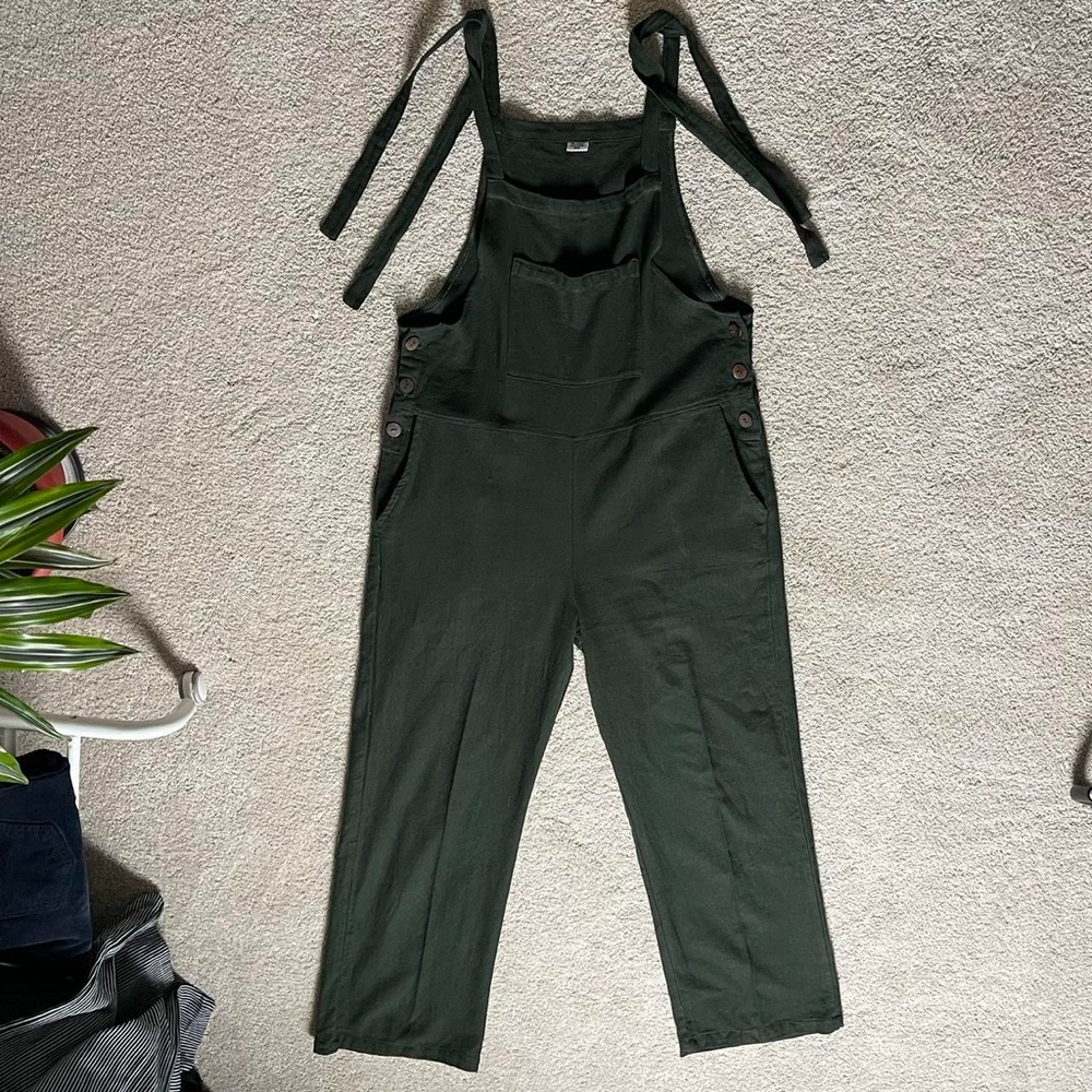 GORGEOUS FOREST GREEN OVERALLS 💚🌳💫